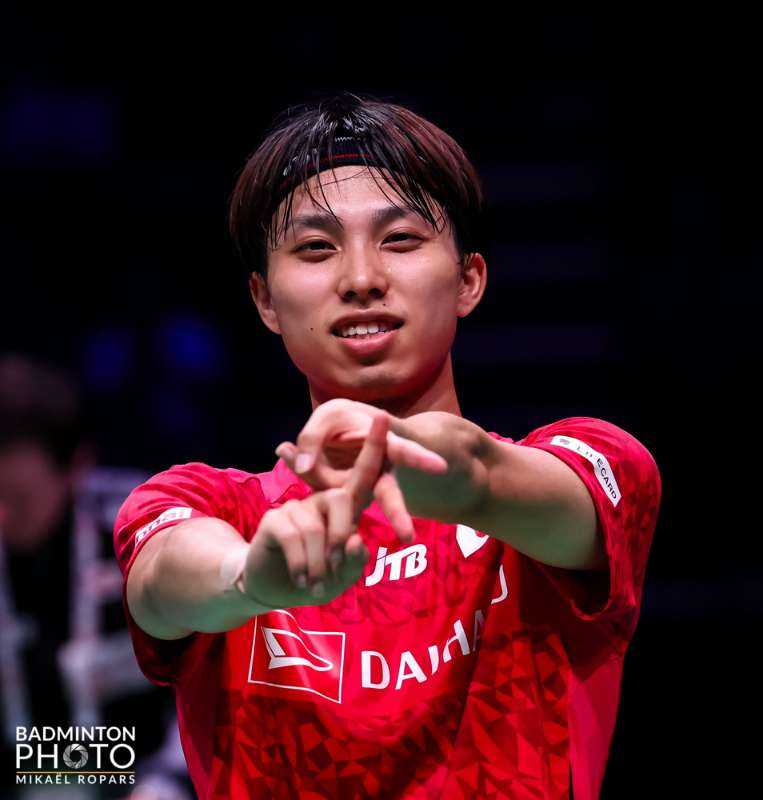 体育亚洲田径锦标赛：李玲夺得女子撑杆跳高冠军